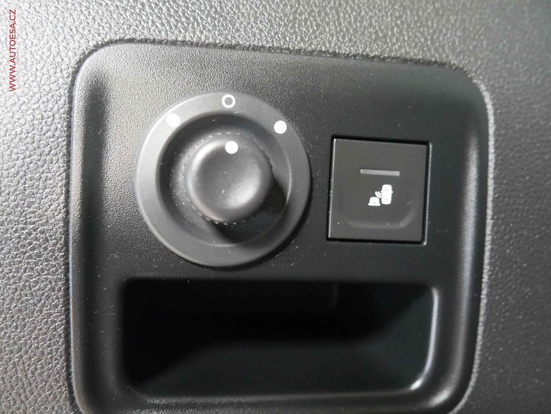 Dacia Duster (2020) 1.5 dCi, Navi, kamera, TZ - fotka 20 z 23
