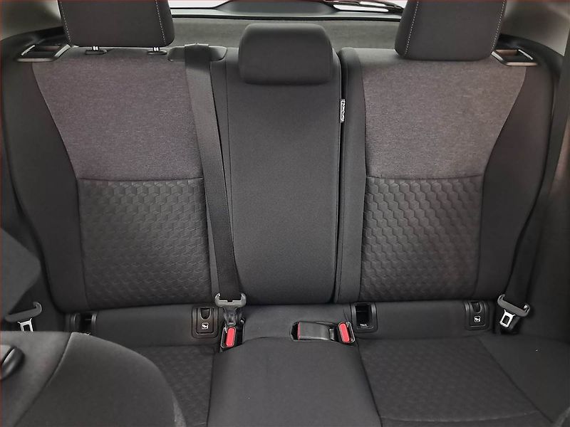 Toyota Yaris (2021) 1.5 VVT-i Hybrid, Automat - fotka 9 z 20
