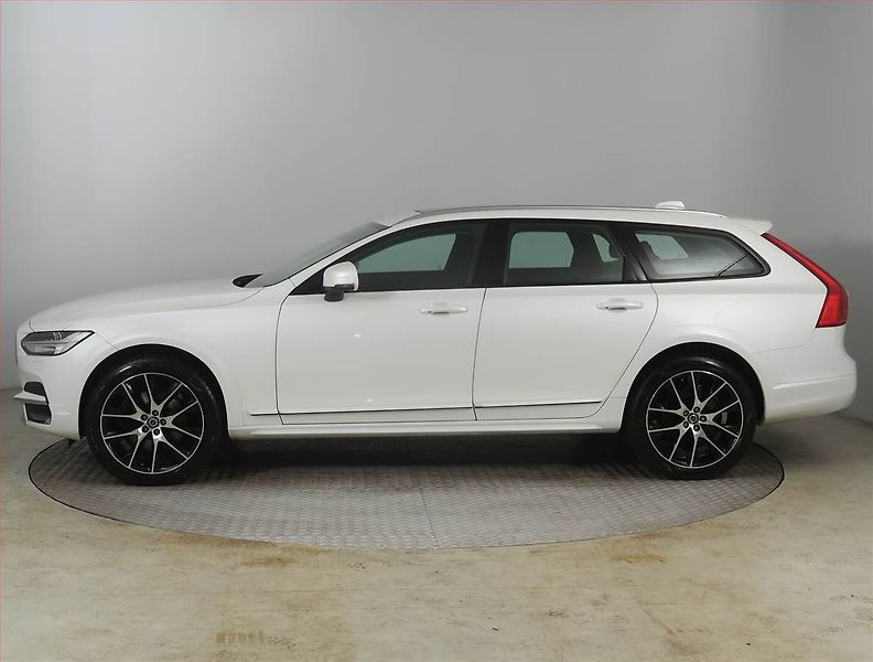 Volvo V90 (2019) Cross Country - fotka 3 z 29