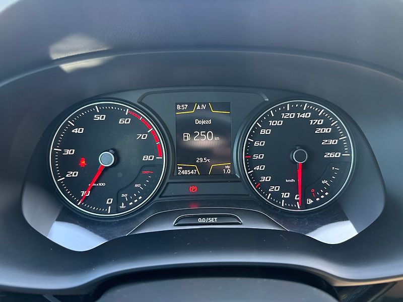 Seat Ateca (2017) 1,4TSI 110Kw Xcellence - fotka 17 z 31