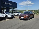 Peugeot 3008 (2017) 1.2 PT 130 ALLURE EAT6 Tažné - náhled 1
