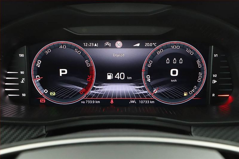 Škoda Kamiq (2025) 1.0 TSI, MONTE CARLO, AUTOMAT - fotka 12 z 20