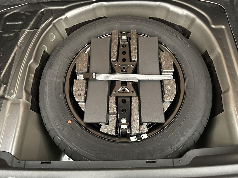 Škoda Kamiq 1.0 TSI Monte Carlo - fotka 25 z 26