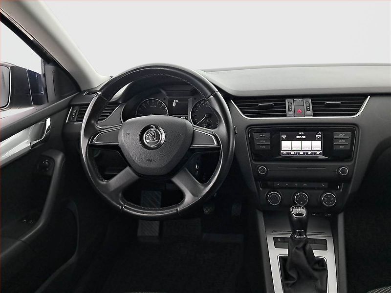 Škoda Octavia (2015) 1.6 TDI, Tempomat - fotka 7 z 18