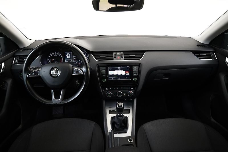 Škoda Octavia - fotka 5 z 24