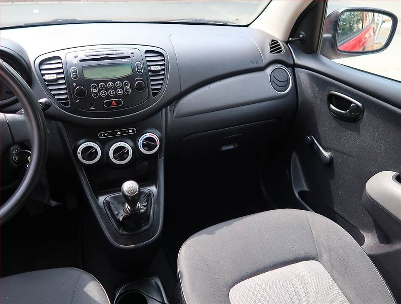 Hyundai i10 (2010) 1.1, jezdí výborně - fotka 8 z 15
