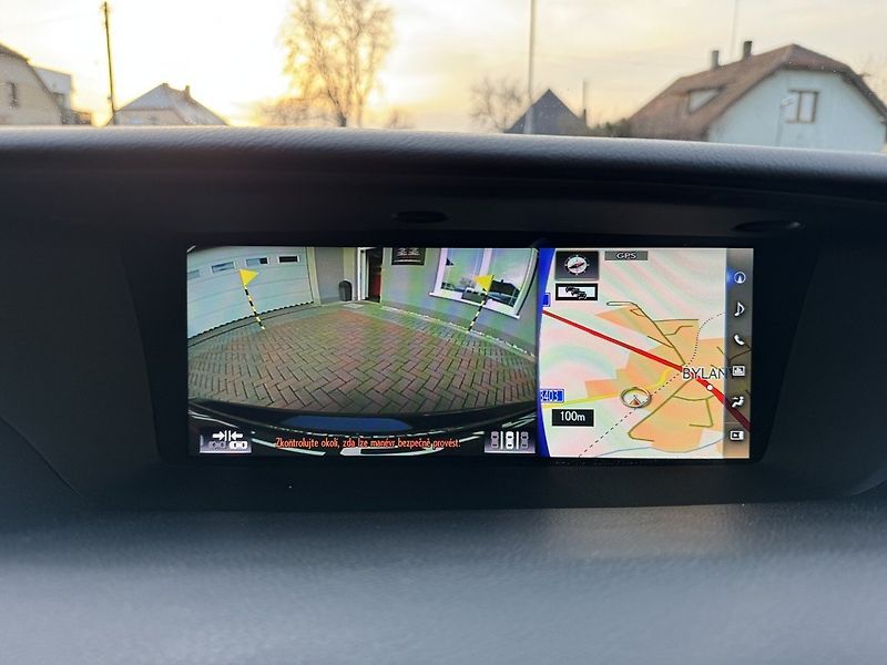 Lexus GS 450h (2018) 3.5i Hybrid LED Navi Kamera - fotka 15 z 49