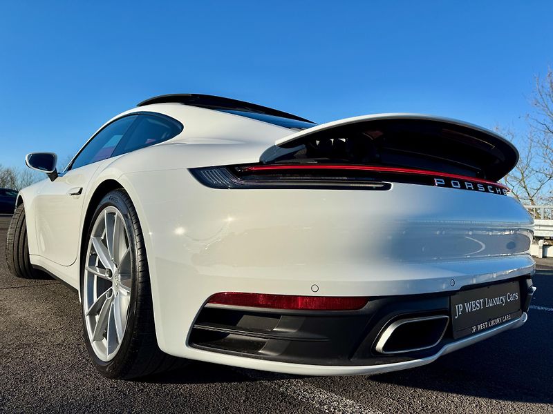 Porsche 911 (2022) ZÁRUKA 2030 Servis 5/26 BURMES - fotka 2 z 51
