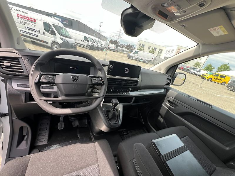 Peugeot Expert (2026) Furgon L3 2,2 BlueHDi 150k - fotka 13 z 15