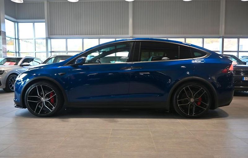 Tesla Model X Performance AWD Ludicrous Taž. - fotka 2 z 25