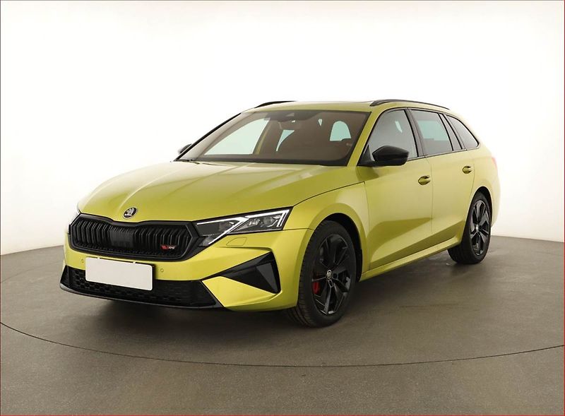 Škoda Octavia (2025) RS 2.0 TSI, AT, Pano, Kamera - fotka 2 z 22
