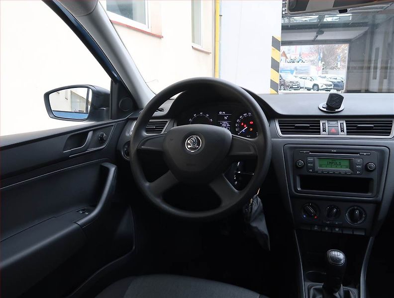Škoda Rapid (2013) 1.2 TSI, ČR,1.maj - fotka 7 z 16