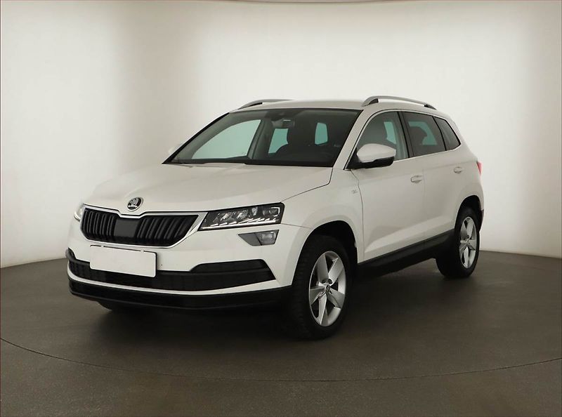 Škoda Karoq (2019) Style 1.6 TDI, Automat, Navi - fotka 2 z 16