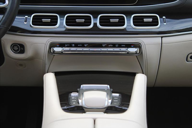 Mercedes-Benz GLS 400d 4M/Exclus/1M/DPH/CZ - fotka 25 z 49