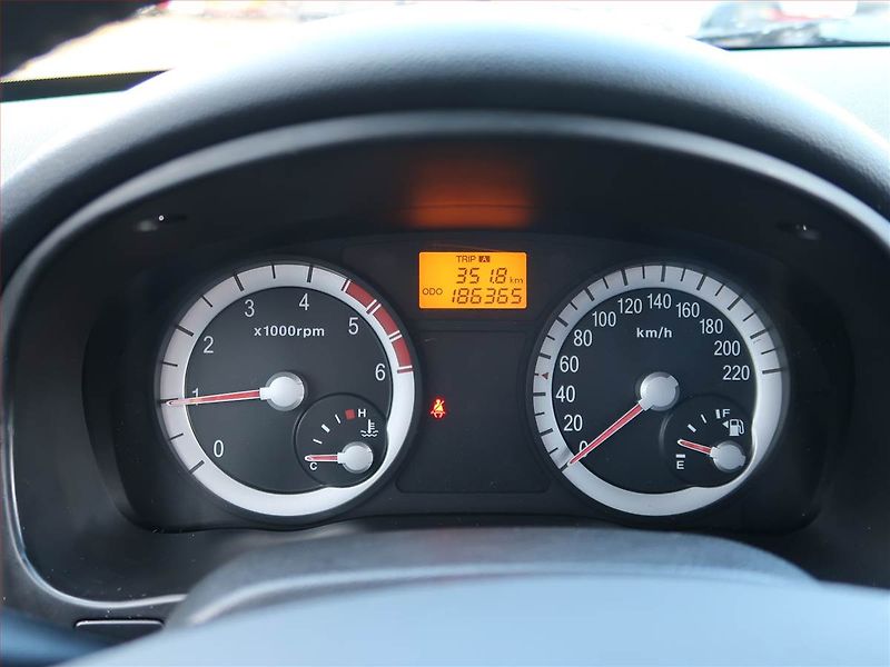 Opel Zafira (2013) 1.6 CNG Turbo, 7 míst, po STK - fotka 11 z 19