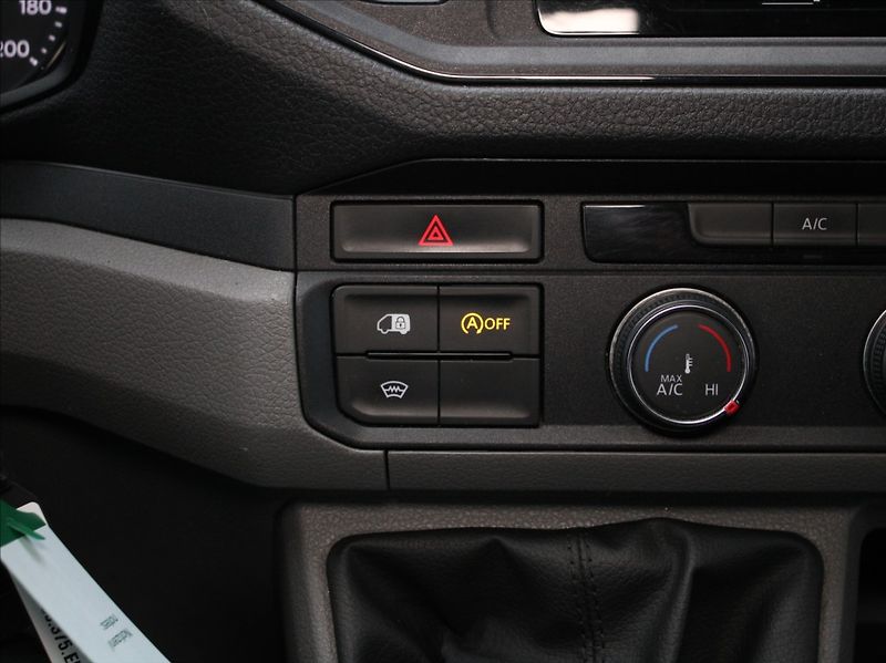 Volkswagen Crafter 2,0 TDi 35 DR 1.maj.Akční CENA - fotka 10 z 19