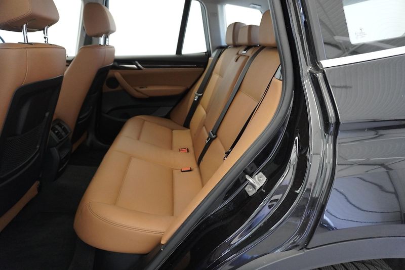 BMW X3  2,0 XDRIVE28I AUT. - fotka 25 z 29