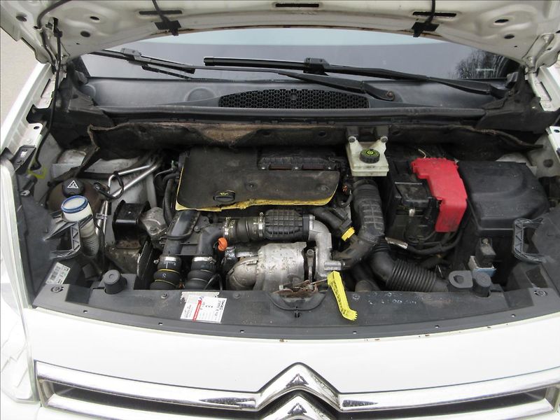 Citroën Berlingo 1,6 HDi 73Kw, 5míst, Klima, Te - fotka 29 z 31