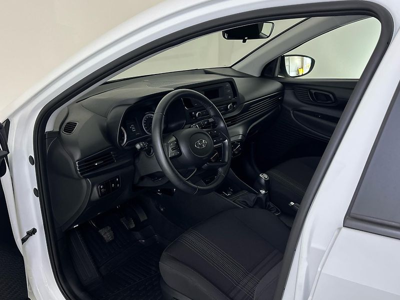 Hyundai Bayon Hatchback 1,2i - fotka 6 z 25