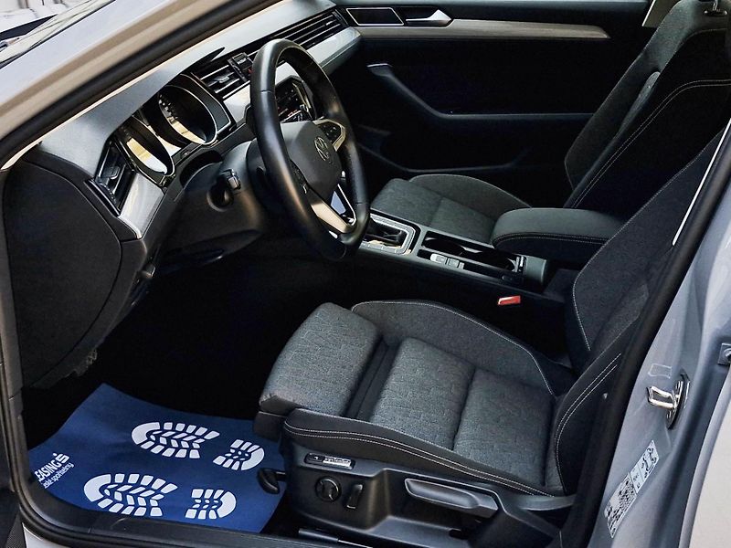 Volkswagen Passat 2,0TDi BMT 110kw DSG, Business - fotka 11 z 43