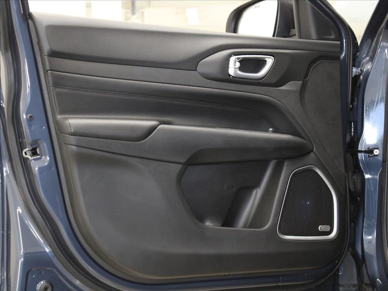 Jeep Compass 1,6 Mjet 130k. 5L-Zár. 21tkm! - fotka 16 z 24