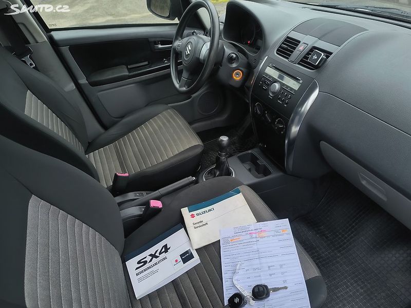 Suzuki SX4 4X4,KRÁSNÝ,95KM,1MAJ74L,VÝBAVA - fotka 9 z 22