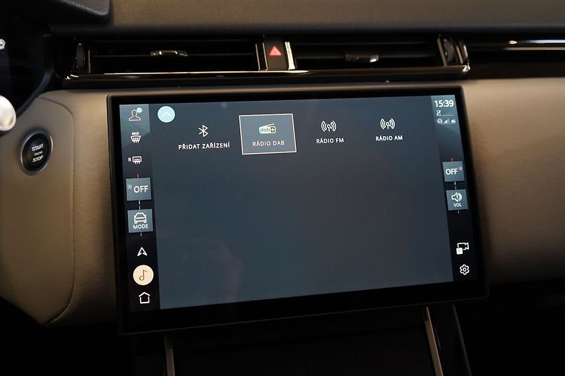 Land Rover Range Rover Velar D300 AWD Dynamic HSE, Vzduch - fotka 28 z 46
