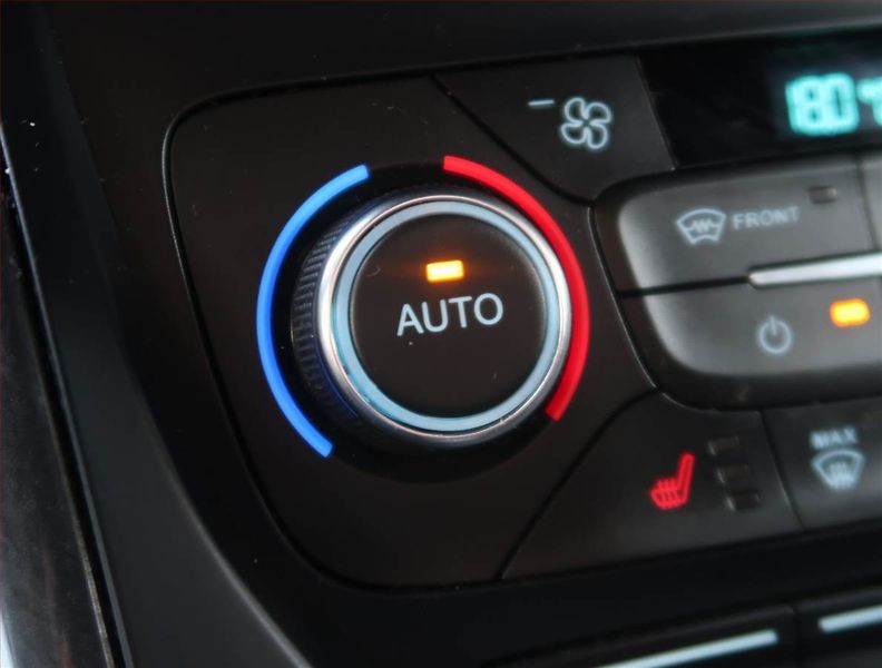 Ford Kuga (2019) ST-Line 2.0 TDCi, 4X4 - fotka 18 z 22