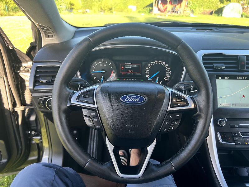 Ford Mondeo 2.0TDCI 110KW,NAVI,SAMOPARK - fotka 38 z 48