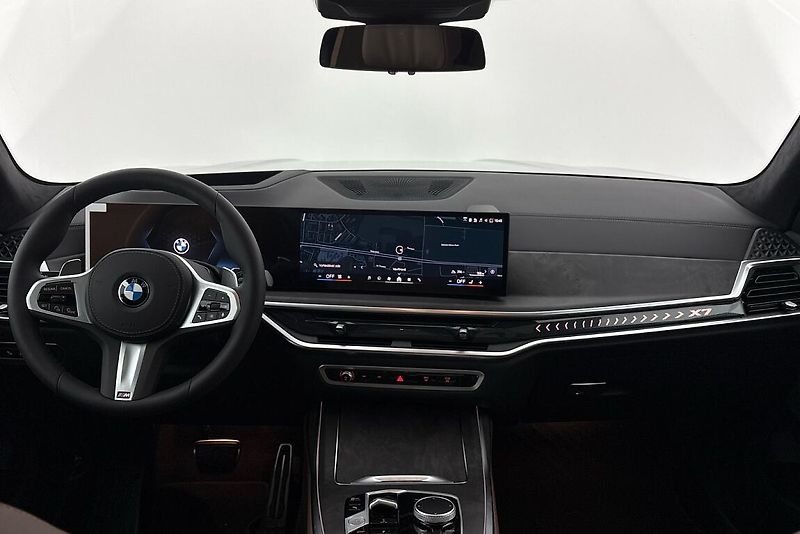 BMW X7 xDrive40d - fotka 7 z 14