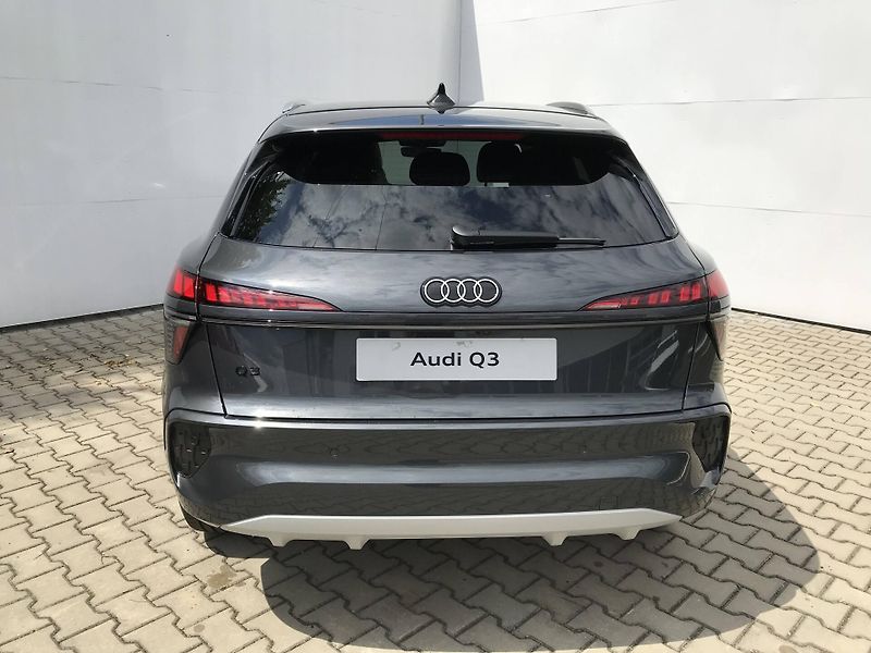 Audi Q3 7STT  1,5 TFSI - fotka 7 z 22