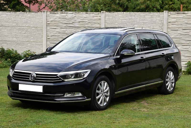Volkswagen Passat 2.0 TDi CR HIGHLINE, NAVI, LED - fotka 6 z 50