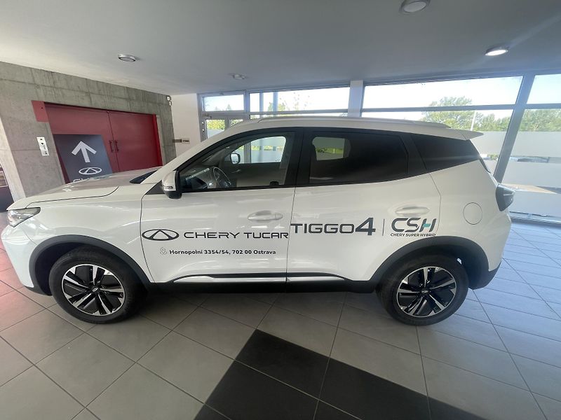 Chery Tiggo 4 HEV (2026) 1,5 HEV Unique - fotka 2 z 40