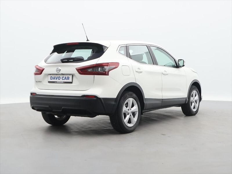 Nissan Qashqai 1,3 DiG-T Acenta CZ 1.Maj - fotka 7 z 37