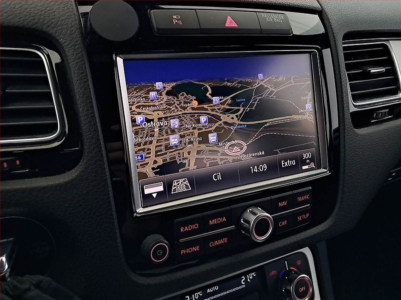 Volkswagen Touareg (2012) 3.0 TDI, 4X4, Automat - fotka 20 z 21