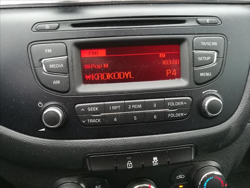 Kia Ceed 1,4 i CVVT 1.majitel - fotka 8 z 18
