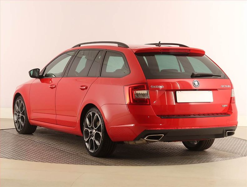 Škoda Octavia (2016) 2.0 TDI, Automat, Kůže, Navi - fotka 4 z 26