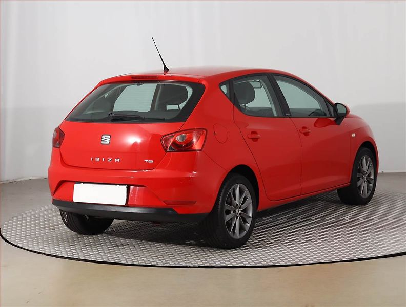 Seat Ibiza (2015) 1.2 TSI, Serv.kniha, Tempomat - fotka 5 z 16