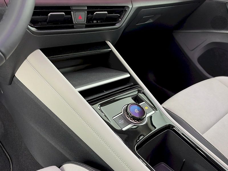 Volkswagen Tayron (2025) Elegance 1.5 TSI eHybrid 150kW - fotka 34 z 44