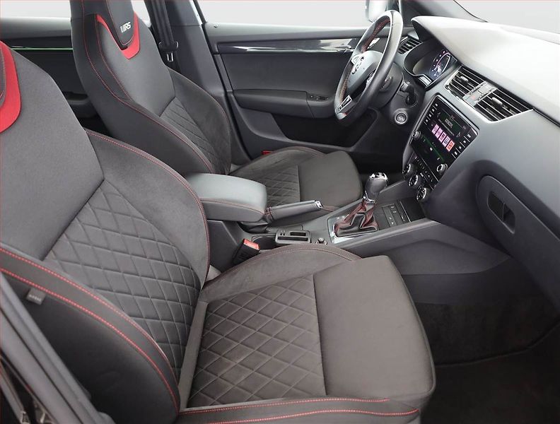 Škoda Octavia (2017) RS 2.0 TDI 4x4 DSG, 4X4 - fotka 7 z 21