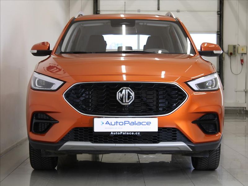 MG ZS 1,5 DVVT 78kW Essential PLUS - fotka 2 z 23