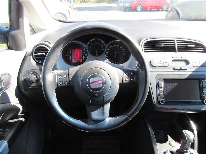 Seat Altea 1,8 TSi 118kW XL - fotka 12 z 28