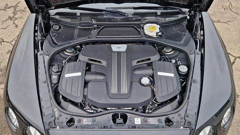 Bentley Continental GT GT V8S/Diamond Edition/ČR/530P - fotka 9 z 17