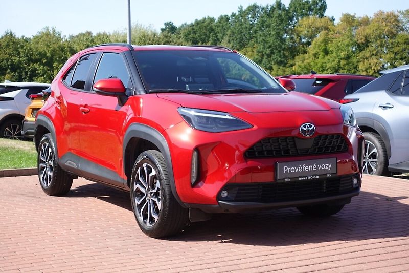 Toyota Yaris Cross 1,5 HEV Style - fotka 3 z 33
