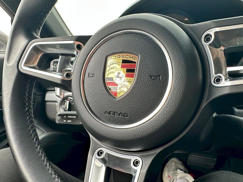 Porsche Cayman (2022) 718 220kW - fotka 14 z 22
