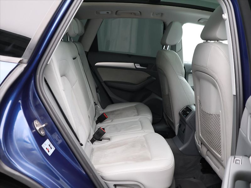 Audi Q5 3,0 TDI 180kW Aut Quattro Kůže - fotka 13 z 36
