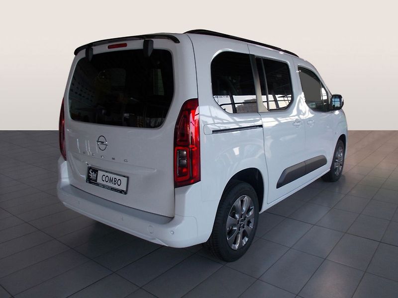 Opel Combo (2026) Edition Plus L1H1 1.2 TURBO (8 - fotka 4 z 34