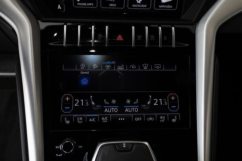 Lamborghini Urus 23/B&O 3D/Pano/Full ADAS/DAB+ - fotka 14 z 24