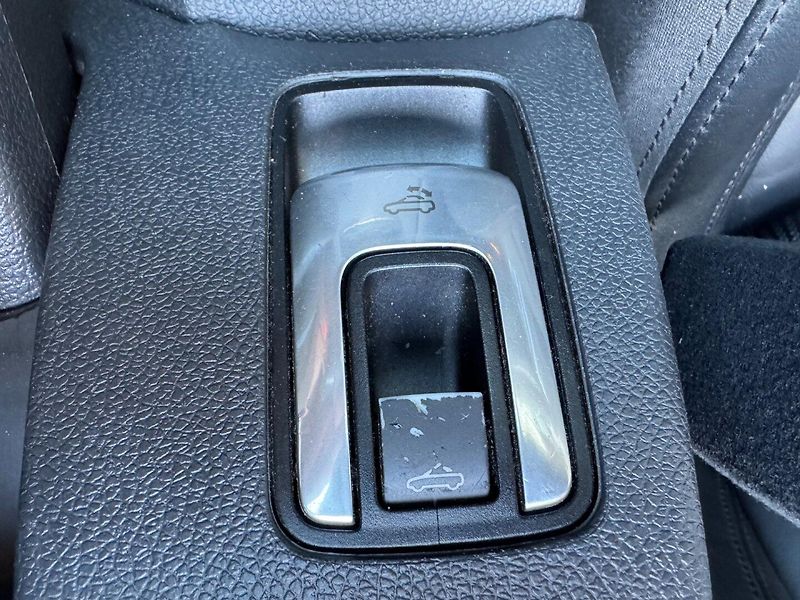 Volkswagen EOS (2006) 2.0 FSi - fotka 27 z 35