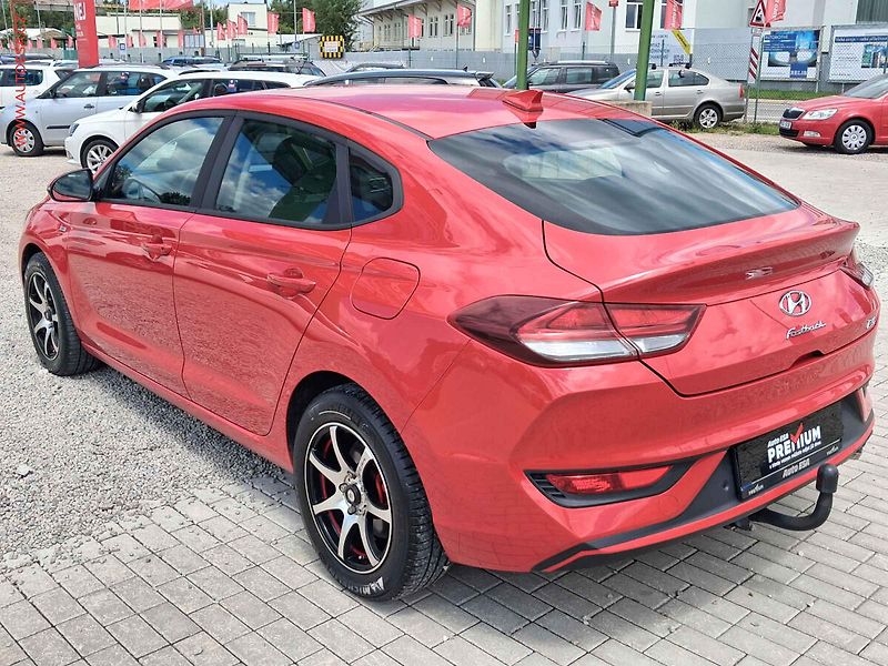 Hyundai i30 (2020) 1.5 T-GDi, 1.maj,ČR, AC, TZ - fotka 6 z 24